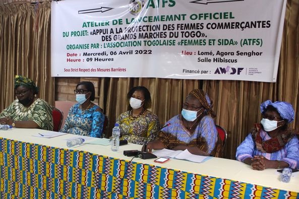 You are currently viewing Appui à la protection des femmes commerçantes du grand marché de Lomé